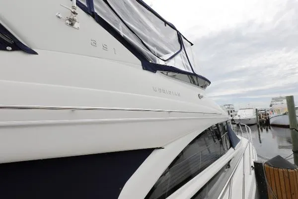Slide: The Image of Meridian 391 Sedan 2012 - 10