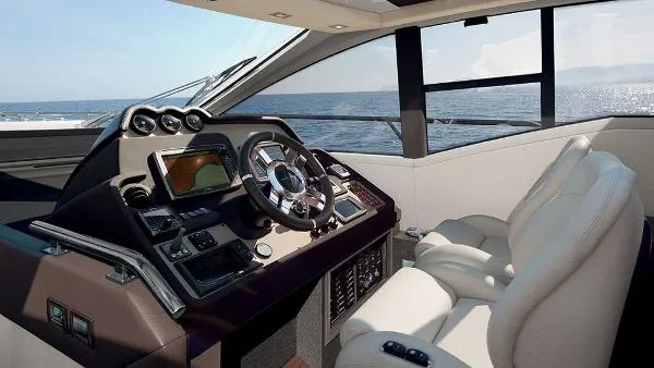Slide: The Image of Azimut 55S 2014 - 10