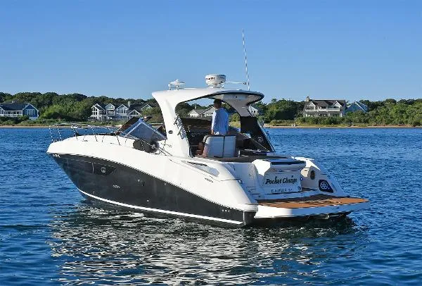 Slide: The Image of Sea Ray 370 Sundancer 2016 - 2