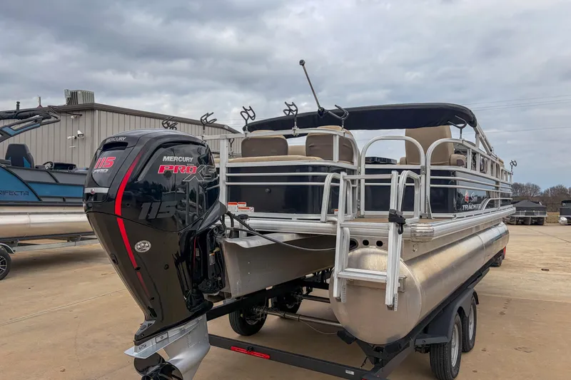 Slide: The Image of 2022 Sun Tracker Fishin' Barge 22 DLX pontoon boat with Mercury 115 Pro XS engine. - 6