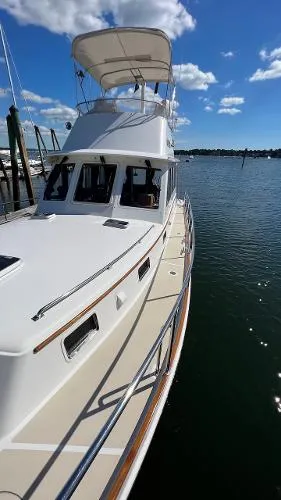Slide: The Image of Grand Banks Eastbay 40 Flybridge 1997 - 8