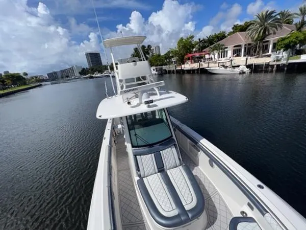 Slide: The Image of Boston Whaler 350 Outrage 2013 - 10