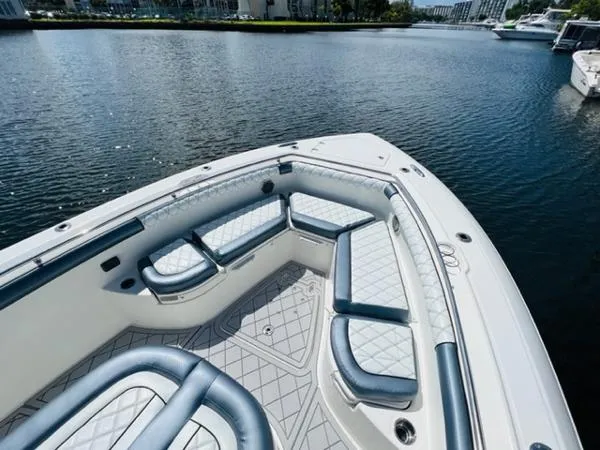 Slide: The Image of Boston Whaler 350 Outrage 2013 - 4