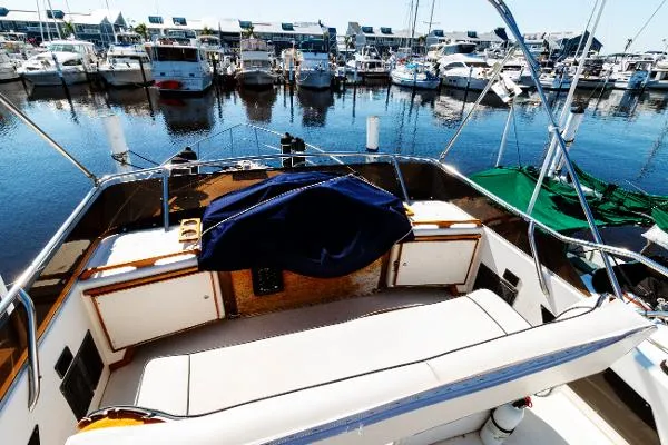 Slide: The Image of Sea Ray 36 sedan trawler 1981 - 2