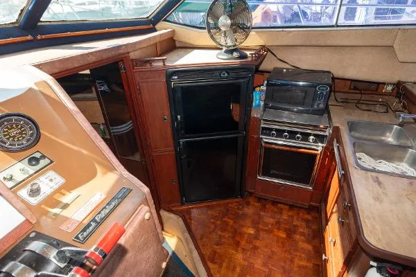 Slide: The Image of Sea Ray 36 sedan trawler 1981 - 9