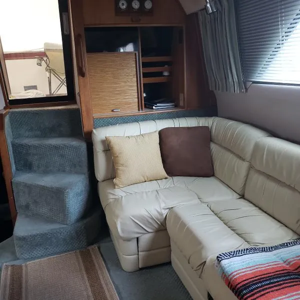 Slide: The Image of Sea Ray 440 Aft Cabin 1989 - 8