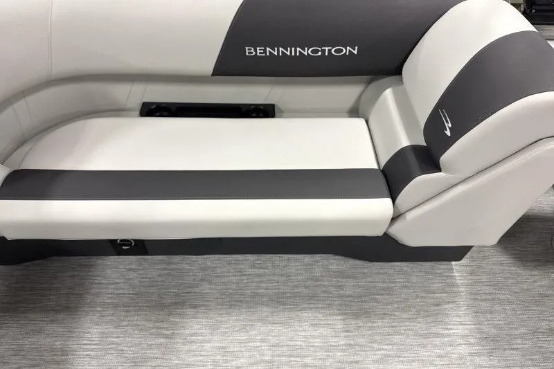 Slide: The Image of 2026 Bennington 22 SSRSF boat seat, gray and white upholstery, modern design. - 10