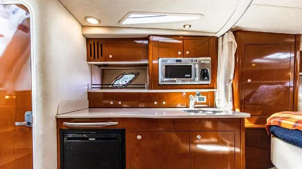 Slide: The Image of Sea Ray 330 Sundancer 2009 - 7