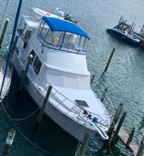 Slide: The Image of Marine Trader 47 Tradewinds Motor Yacht 1988 - 2