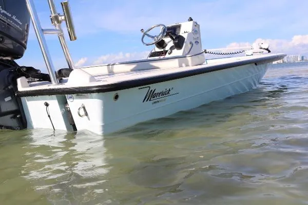 Slide: The Image of Maverick Mirage 18 HPX-V 2013 - 2