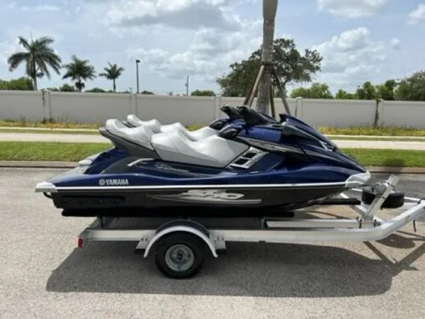 Slide: The Image of Yamaha FX Cruiser SHO 2012 - 9