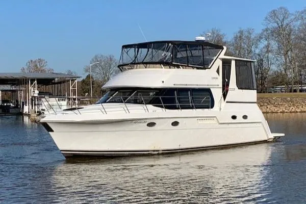 Slide: The Image of Carver Yachts 406 Aft Cabin Motor Yacht 1999 - 0