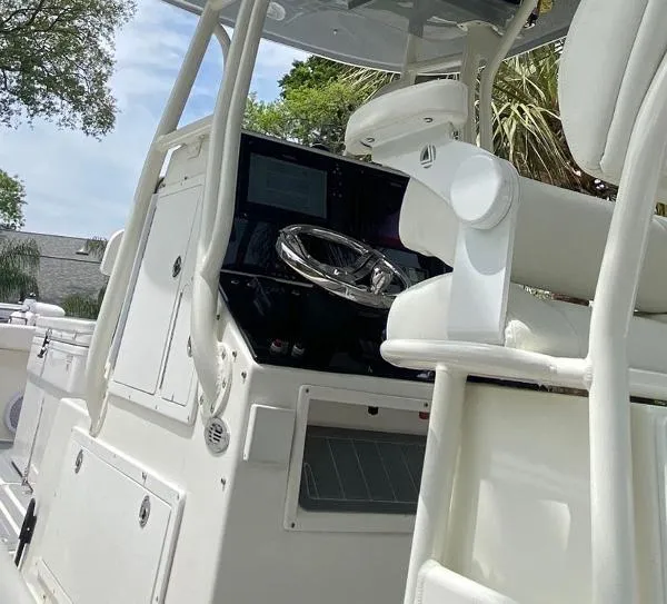 Slide: The Image of Albin 26 Center Console 2007 - 6