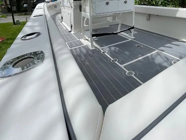 Slide: The Image of Albin 26 Center Console 2007 - 8