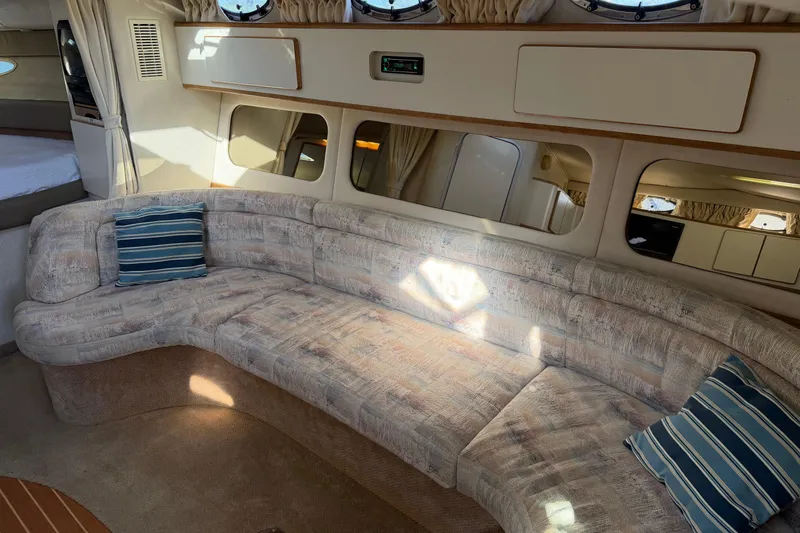 Slide: The Image of Sea Ray 370 Express Cruiser 1994 - 19