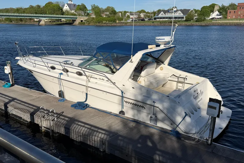 Slide: The Image of Sea Ray 370 Express Cruiser 1994 - 28