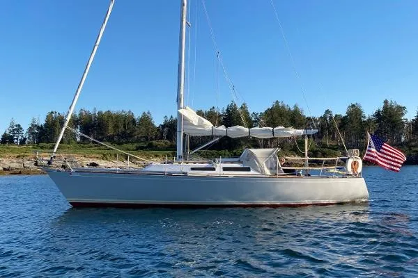 Slide: The Image of J Boats J/35 1984 - 0