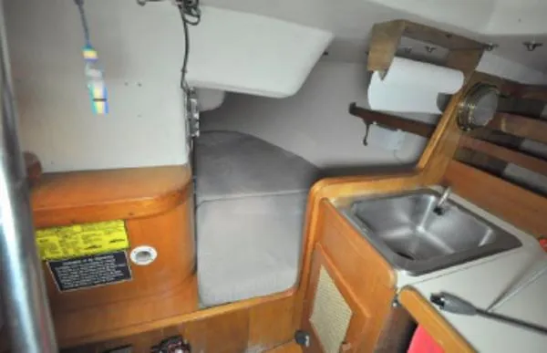 Slide: The Image of J Boats J/35 1984 - 10