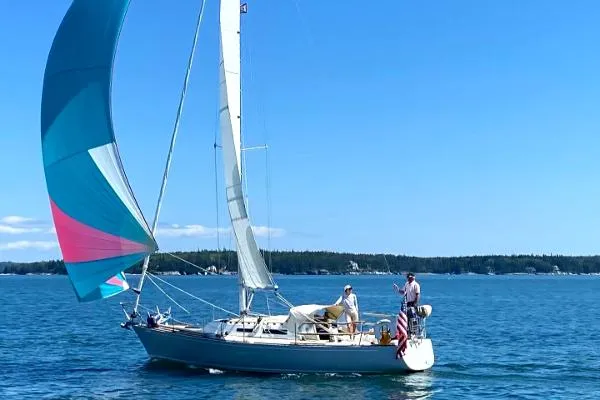 Slide: The Image of J Boats J/35 1984 - 4