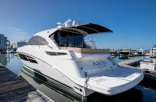 Slide: The Image of Sea Ray 510 Sundancer 2016 - 0