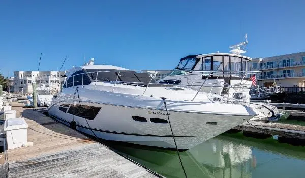 Slide: The Image of Sea Ray 510 Sundancer 2016 - 1