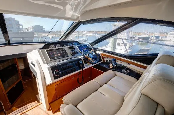 Slide: The Image of Sea Ray 510 Sundancer 2016 - 8