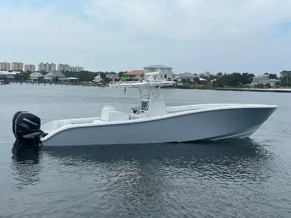Slide: The Image of Yellowfin 36 2004 - 0