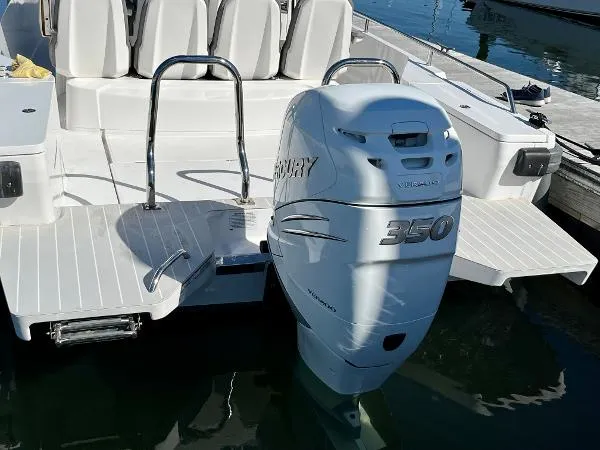 Slide: The Image of Axopar 28 T Top 2019 - 2