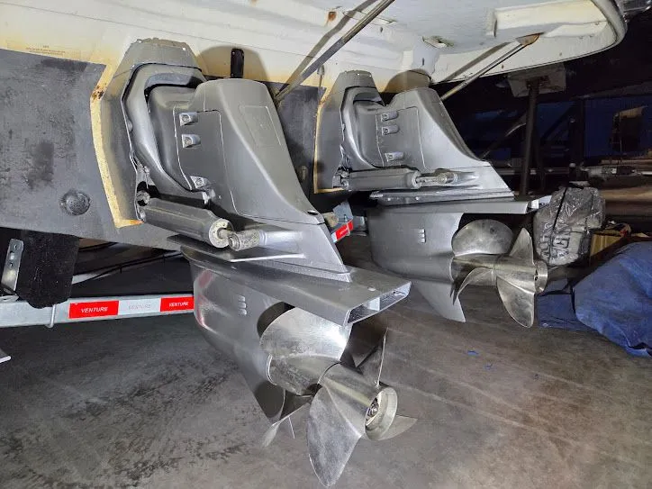 Slide: The Image of Chaparral Signature 290 2005 - 32