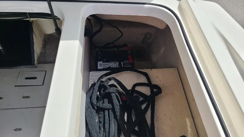 Slide: The Image of Bayliner VR5 OB 2019 - 7
