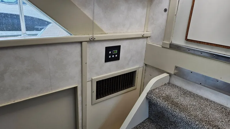 Slide: The Image of Chris-Craft 47 Commander 1971 - 22