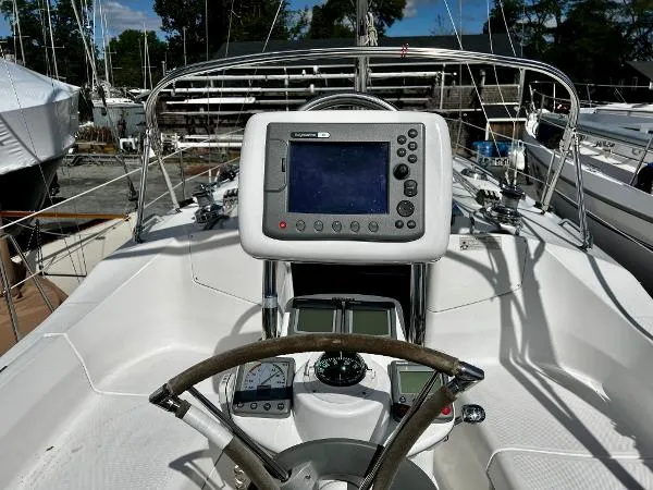 Slide: The Image of Hunter 33 2007 - 8