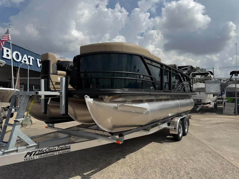 Slide: The Image of Sylvan Mirage X1 CLZ 2026 - 7