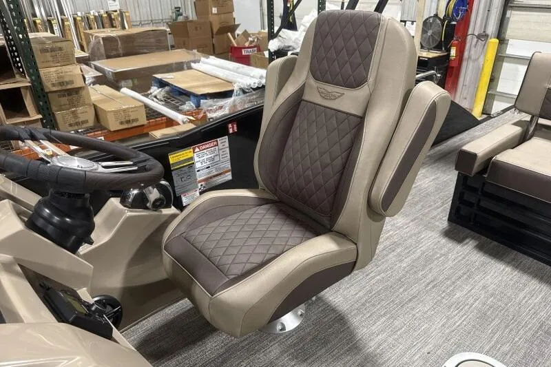 Slide: The Image of Luxurious seating in 2026 Bennington 25 LTSBSF boat, featuring diamond-stitched upholstery. - 18