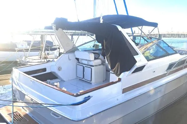 Slide: The Image of Sea Ray 340 Express Cruiser 1986 - 0