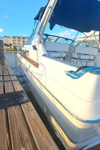 Slide: The Image of Sea Ray 340 Express Cruiser 1986 - 1