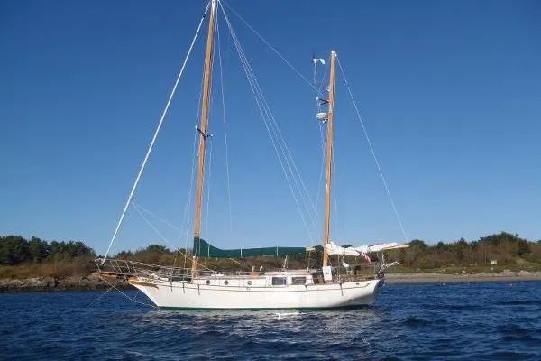 Slide: The Image of Island Trader 41 1979 - 0
