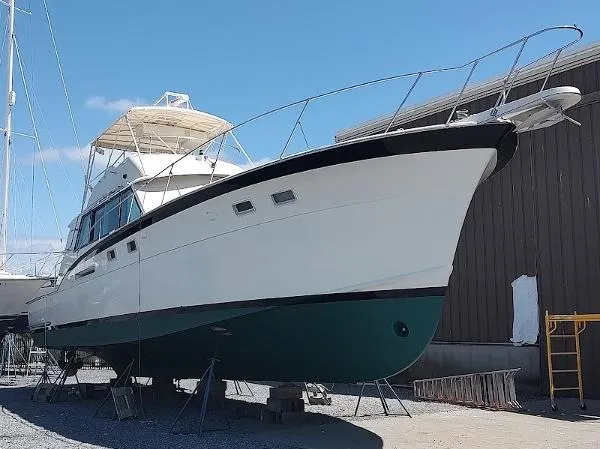 Slide: The Image of Hatteras 53 Convertible 1976 - 7