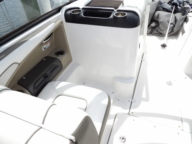 Slide: The Image of Yamaha 242 Limited S 2014 - 11