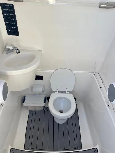 Slide: The Image of Cobia 262 Center Console 2020 - 10