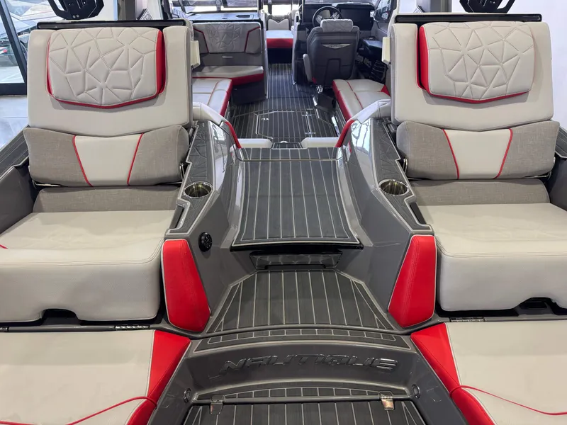 Slide: The Image of Nautique Super Air Nautique G25 Paragon 2023 - 14