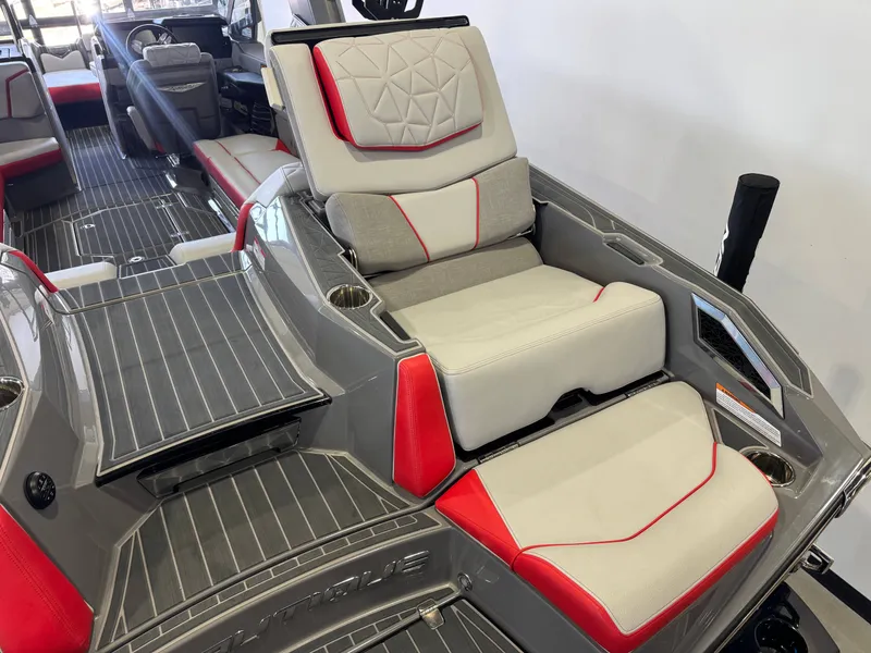 Slide: The Image of Nautique Super Air Nautique G25 Paragon 2023 - 15
