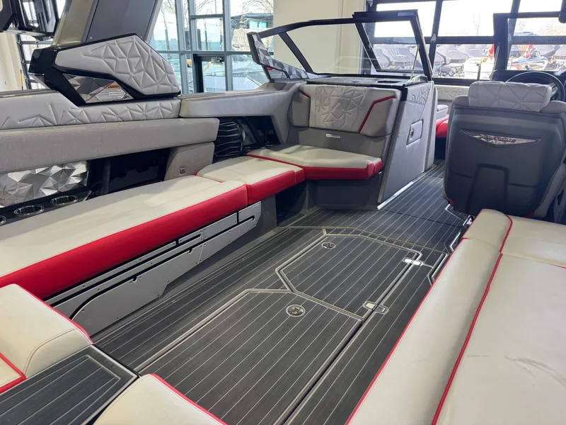 Slide: The Image of Nautique Super Air Nautique G25 Paragon 2023 - 17