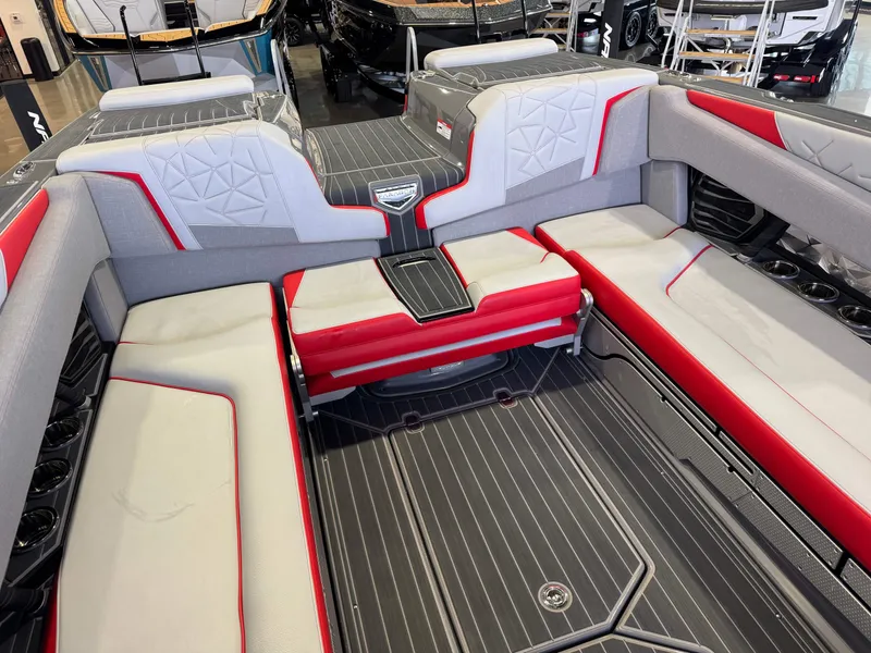 Slide: The Image of Nautique Super Air Nautique G25 Paragon 2023 - 19