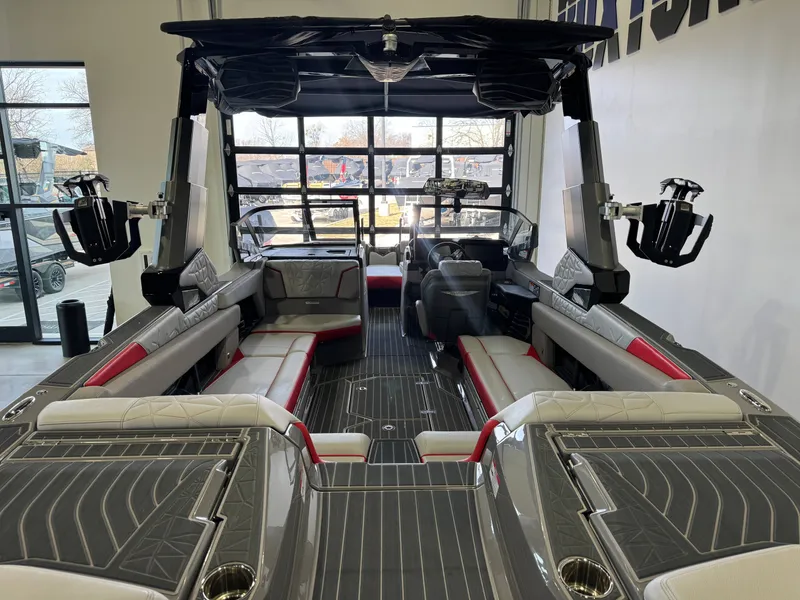 Slide: The Image of Nautique Super Air Nautique G25 Paragon 2023 - 9