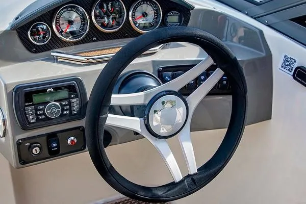 Slide: The Image of Stingray 214 LR 2018 - 6