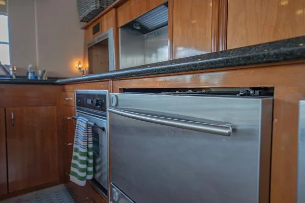Slide: The Image of Carver Yachts 560 Voyager 2006 - 10