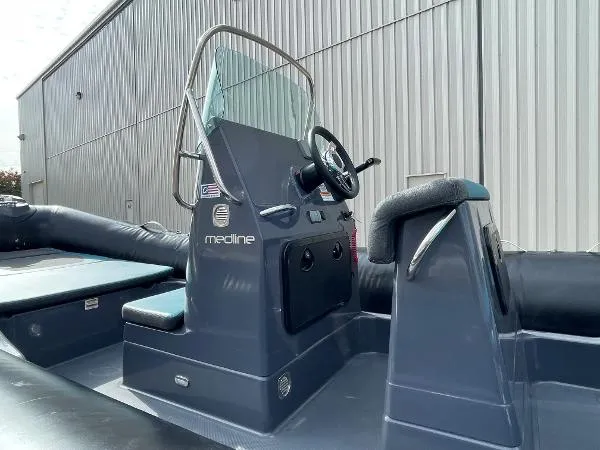 Slide: The Image of Zodiac Medline 580 NEO 115hp & Custom Trailer 2021 - 6