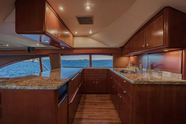 Slide: The Image of Ocean 57 Convertible 2006 - 10