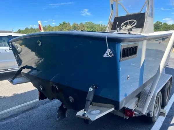 Slide: The Image of SeaCraft 23 Classic Center Console (Warranty!) 1976 - 2